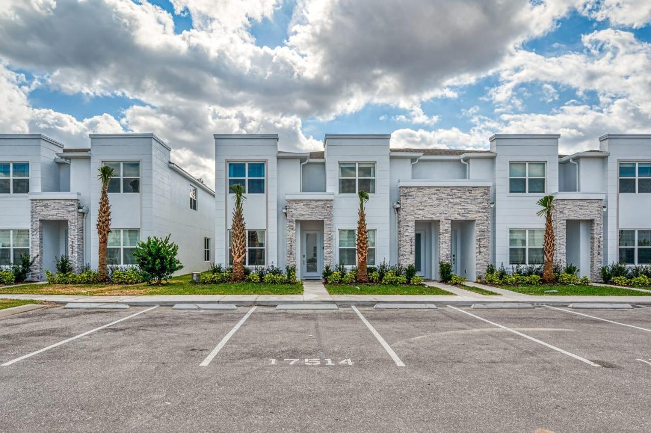 Four Corners Pleasant Townhome With Private Pool Near Disney מראה חיצוני תמונה